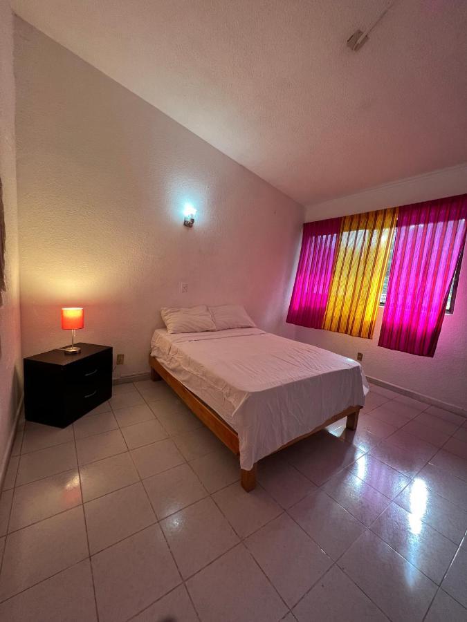 Hostel Pinata Puerto Escondido  Εξωτερικό φωτογραφία
